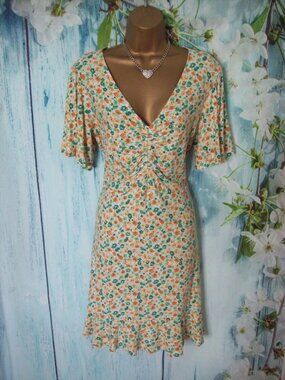 New F&F floral-pattern V-neck dress